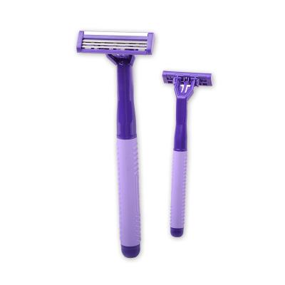 China Triple Blade Rubber And Plastic Mixed Blade Handle 3 Disposable Razor for sale