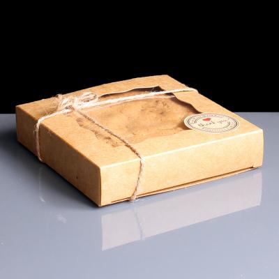 China New Design Handmade Custom Design Gift Box Packaging Takeout Bread Cake Cookie With Handle for sale