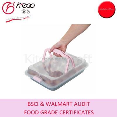 China 37.5X26CM Disposable Medium Roaster Pan with Plastic Lid, Baking for a Party or Picnic or Hike for sale