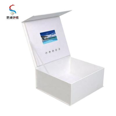 China Recycled Materials Custom Printing 7 Inch HD LCD Screen Video Gift Box for sale