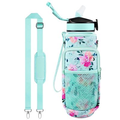 China Viable Keep Water Cold 1Liter Insulated 32 Ounce Plastic Motivational Water Bottle With Sleeve And Carry Strap for sale