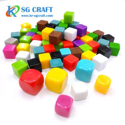 China Wholesale Bulk Cheap DND Games SG Craft Plastic Resin D6 Custom Engraved Logo Blank Dies Simple Different Colors Colorful for sale