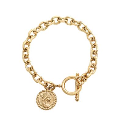 China FASHIONABLE Queen Gold Plated Bracelet 18K Retro Gold Plated Bracelet Personality Jewelry for sale