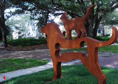 Chine Le jardin contemporain en métal ornemente les animaux/le métier de soudure de sculpture chien en métal à vendre