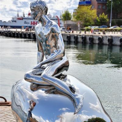 China Life Size Figure Modern Large Outdoor Stainless Steel Man Sculpture for sale