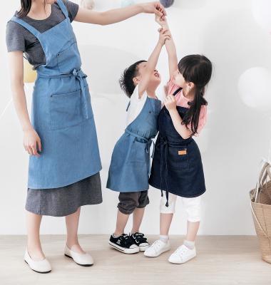 China Cute Promotional Blue Kids Denim Cotton BBQ Aprons Kitchen Eco-Friendly/Skin-Friendly Apron for sale