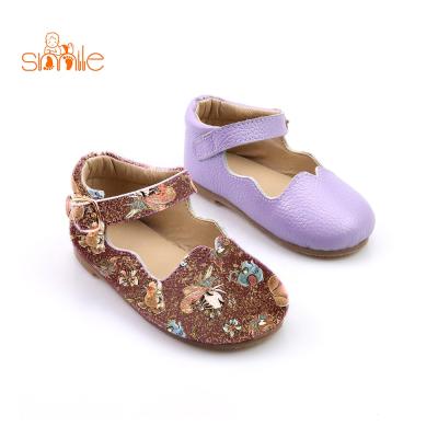 China Baby Shoes Wholesale Toe Smile Steel White Mix Kids Luxury Leather Stylish Shoes for sale