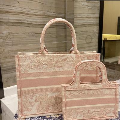 China Famous brands of minimalist fashion bag purses and designer handbags for women handbags luxury for sale