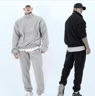 China OEM Fashion Sport Breathable Tracksuit With Zipper Fleece For Men for sale