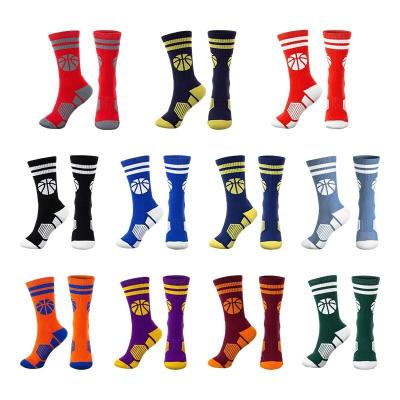 China Breathable basketball hoops men's professional towel bottom thickened mid-length hoops Sweat-absorbing and shock-absorbing sports socks for sale