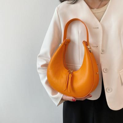 China New Designer Fashion Retro Women Armpit Bag Crescent PU Leather Handbag for sale