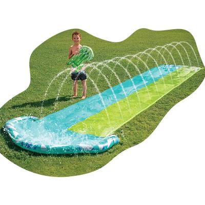 China Water Jet 20ft x 62in Slide and Slide Water Slide with 2 Pcs of Bodyboards, Summer Toy with Build in Sprinkler for Backyard and Outdoor Wat for sale