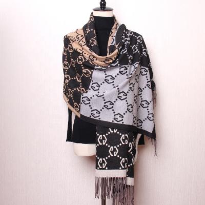 China Warm Wear/Hand Feeling Wraps Shawl Tassel Windproof Scarves Winter Decoration Cashmere High Quality Warm Luxury Pattern Long Scarf for sale