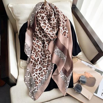 China European Winter Style Soft Touch Feeling New Arrival Warm Scarf Women Leopard Pattern Cotton Hijab And American Shawl for sale