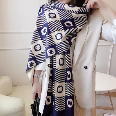 China New Arrived Hot Wear Double Sided Fashion Available Winter Pashmina Foulard Plaid Jacquard Scarves Luxury Shawls for sale