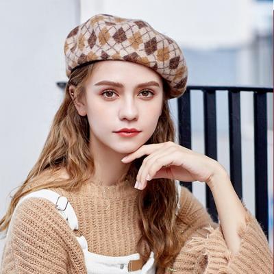 China New Arrival Elegant Lady Breathable Warm Winter Beanie Artist Beret Cap Of Retro Plaid Fashion Women Girl Beret for sale