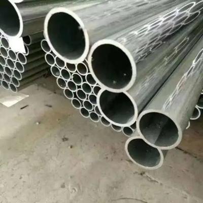 Cina Pipe di acciaio galvanizzato di alta qualità Q235 Q215 Lunghezza 5,8 m 6 m 12 m Per l'industria in vendita