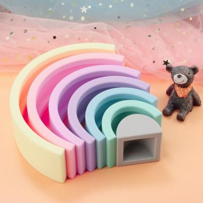 China 2022 New Design 7pcs Eco-friendly Material Rainbow Building Block Food Grade Silicone Stacking Rainbow Tower Teether Toys for sale