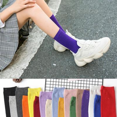 China Wholesale breathable classic socks for women in various colors, cute socks for girls, Korean fashion calf socks for sale