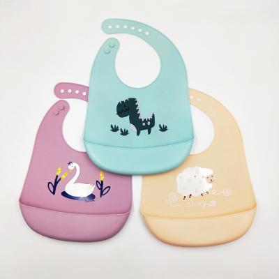 China 2020 Amazon Antibacterial New Product Customized Logo Adjustable Soft Silicone Baby Bib for sale