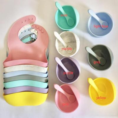 China BPA Free Food Grade Suction Cup Baby Wide Silicone Bibs 100% Roll And Spoon for sale