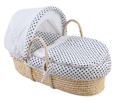 China Eco-friendly Materials Baby Hutch Moses Basket Corn Husk Baby Basket Cradle Swing For Newborn Baby for sale