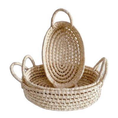 China Cute and Small Handmade Corn Husk Storage Basket Storage Box for sale