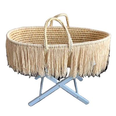 China Modern Child's Hutch 100% Handmade Corn Husk Baby Basket Corn Baskets For Newborn Baby for sale