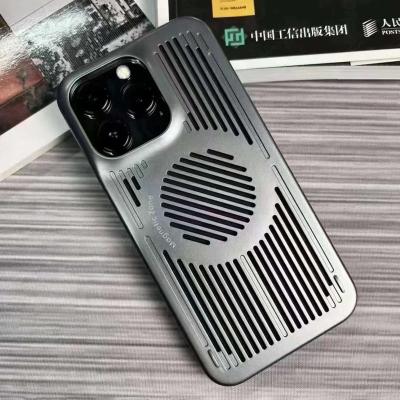 China Shockproof Magnetic Heat Dissipation Cooling Cover Device Case For iphone13 for sale