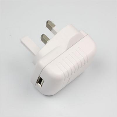 China adaptador BRITÂNICO do poder do interruptor do carregador da C.A. do smartphone de USB da tomada de 5V 1A com CE à venda