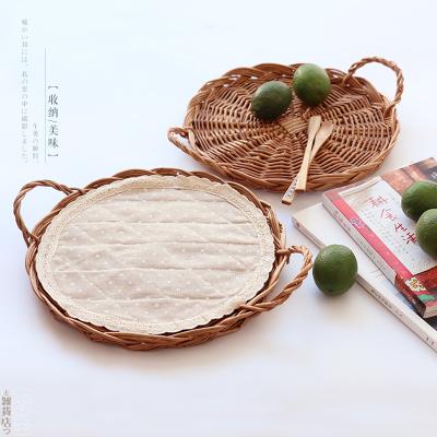 China Viable Handmade Europe Style Wicker Fruit Tray Wicker Dish Wicker Bread Dish Kitchen Tool Dinner Take Care Round Woven Salad Tray for sale