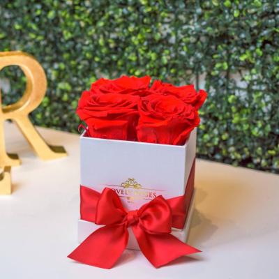 China Wedding and Eternal Preserved Decorative Flowers and Garlands Wholesale Home Decoration 01 Flower Gift Box Roses Forever for sale