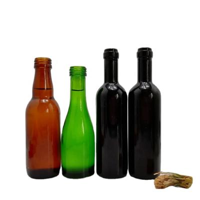 China Wholesale Shiny Black Recycable Mini Cold Brew Bottle 50ml Glass Wine Bottles for sale