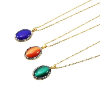 China Vintage Classic Queen Royal Jewelery Necklace Natural Opal Oval Shape Pendant With Circle Zircons Stainless Steel Gold Rhinestone Connector for sale