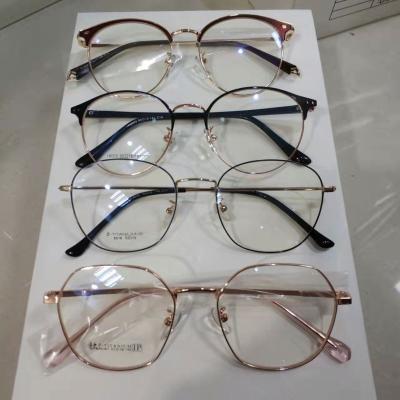 China For Retro Metal Reading Glass Metal Optical Glasses Retro Optical Frames Stock Clearance Random Selection for sale