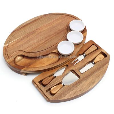 China Sustainable Factory Hot Selling Cheese Board Set Charcuterie Wood Boards With Knives Acacia Wood Cutting Board Kitchen for sale