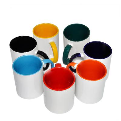 Cina tazza da caffè ceramica bianca di sublimazione 11oz con colorato dentro e maniglia in vendita