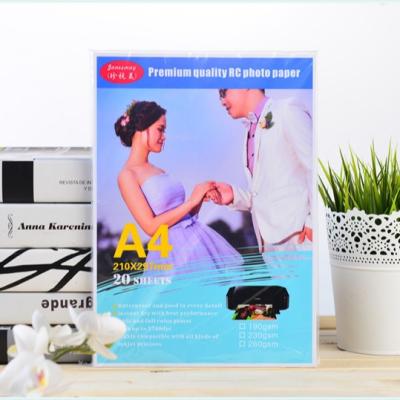 Chine Papier de la meilleure qualité lisse de photo de satin de 240gsm RC à vendre