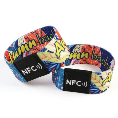 China Heat Transfer Printing ISO18000-6C Polyester Woven NFC Wristbands For Events 860-960MHZ RFID Stretch Customized Wristband for sale