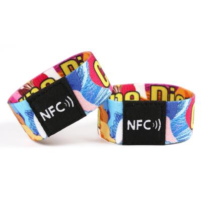 China MINI RFID TAG Wrist Band Chip Embedded Woven Elastic NFC Wristband Stretch Wristband for sale