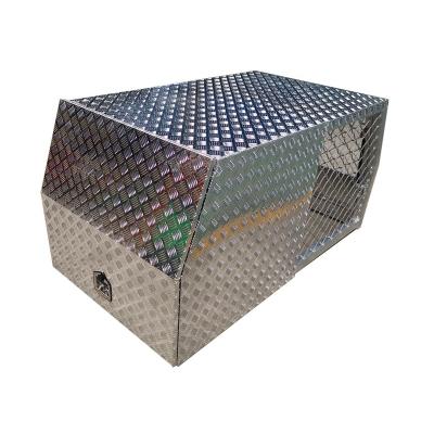 China Anti Corrosion Custom Aluminum Dog Box Metal Tool Box Cabinets Sheet Metal Fabrication Products Metal Dog Box With Mesh Window for sale