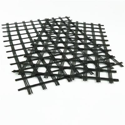 Chine Guaranteed Quality Proper Price Highway Biaxial PET Polyester Geogrid For Slopes and Road à vendre