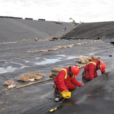 China Widely Used Superior Quality fish farm pond liner hdpe geomembrane zu verkaufen