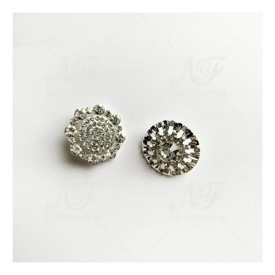 China Other High Quality Crystal Shrunk Metal For Sweater Customized Design Dress Button for sale