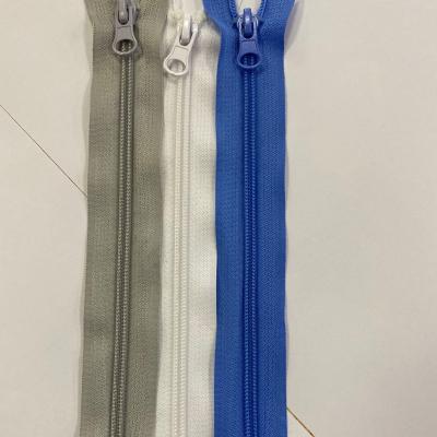 China Double sliders wholesale dawei zipper factory double open end to require your zipper from your slider and need nylon zipper puller the head for sale