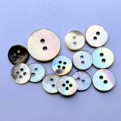 China Washable Natural Agoya Shell Buttons Akoya Shell Buttons for sale