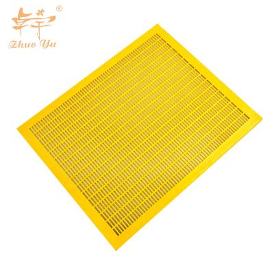 China 2022 Bee Farm Beekeeping Tool Manufacturer Supply OEM Size Yellow Plastic Bee Queen Excluder Separator for sale