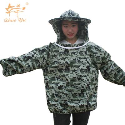 China Beekeeping Cotton Coverall Hooded Beekeeping Ventilated Beekeepers Protective Clothing Honey Bee Clothes Suit For Beekeepers for sale