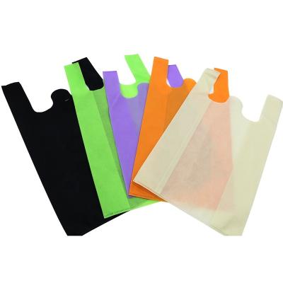 China Custom Cheap Tote Non Woven Reusable Reusable Shopping Bag Supermarket T-shirt Bag pp Non Woven Fabric Folding Bag for sale