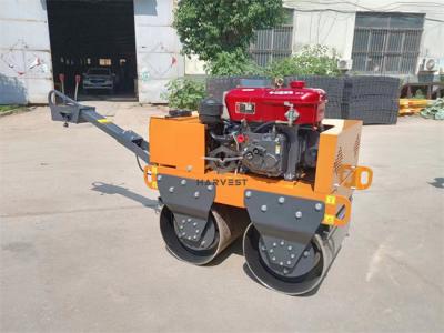 China 550kg Hidráulico Caminar Detrás de Doble Tambor Mini rodillo vibratorio en venta